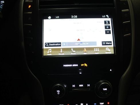 Used 2019 Lincoln MKC Select w/ Select Plus Package FWD image 18