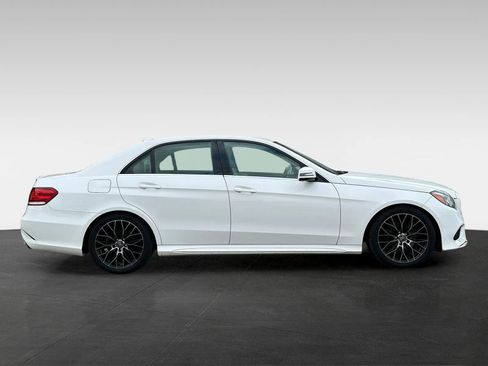 Used 2014 Mercedes-Benz E 350 4MATIC Sedan image 8