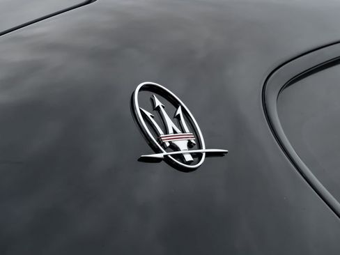 Used 2017 Maserati GranTurismo MC RWD image 43