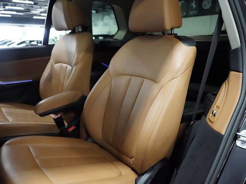 Used 2021 BMW X7 xDrive40i w/ Executive Package AWD/4WD image 25