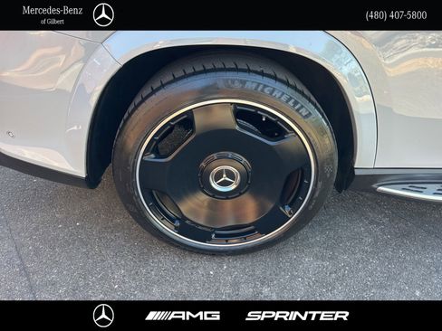 Used 2024 Mercedes-Benz GLS 63 AMG 4MATIC image 7
