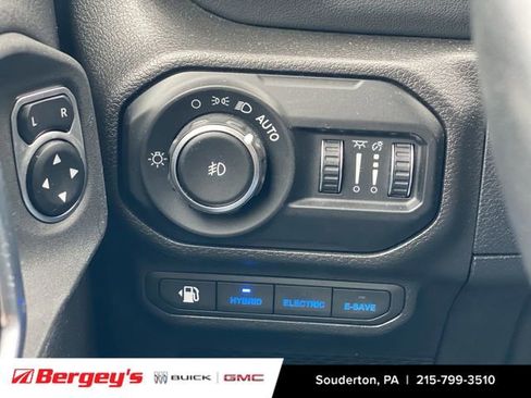 Used 2021 Jeep Wrangler Unlimited Sahara image 20