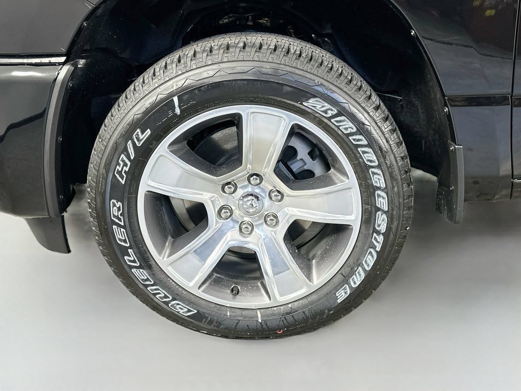 New 2026 RAM 1500 Express AWD/4WD image 20