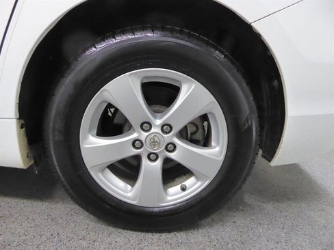 Used 2016 Toyota Sienna L image 29