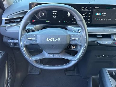 Certified 2024 Kia EV9 Wind AWD/4WD image 19