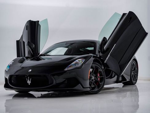 Certified 2023 Maserati MC20 Coupe RWD image 6