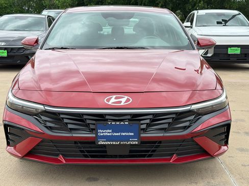 Used 2025 Hyundai Elantra SEL FWD image 6