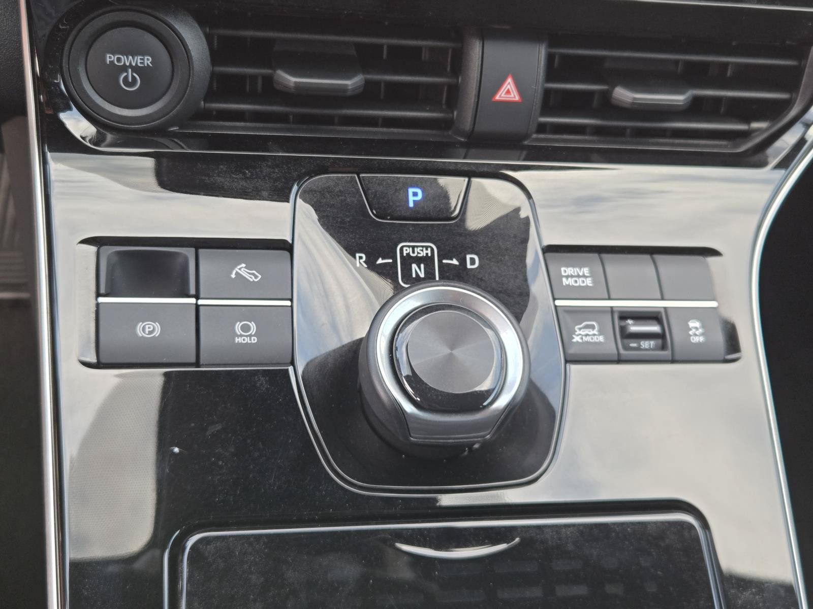 Used 2024 Subaru Solterra AWD/4WD image 11