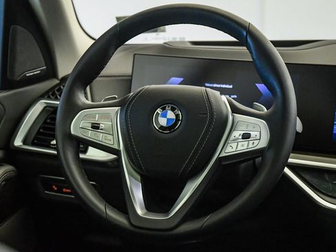 Used 2026 BMW X7 xDrive40i w/ Premium Package AWD/4WD image 13