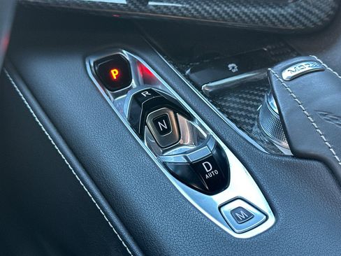 Used 2022 Chevrolet Corvette Stingray Convertible w/ Z51 Performance Package RWD image 33