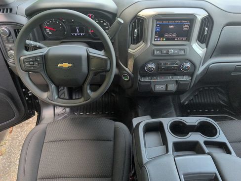 New 2026 Chevrolet Silverado 1500 W/T w/ Z71 Off-Road Package AWD/4WD image 28