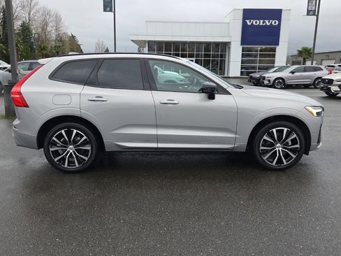 Certified 2023 Volvo XC60 B5 Plus w/ Climate Package image 9