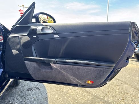 Used 2005 Porsche Boxster S RWD image 24