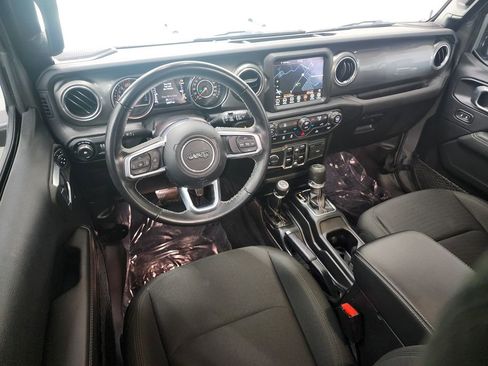 Used 2022 Jeep Wrangler Unlimited Sahara w/ Dual Top Group image 26