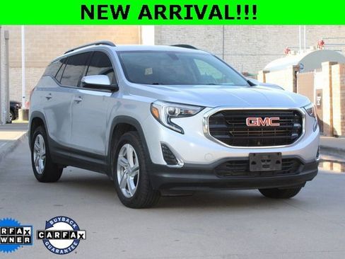 Used 2018 GMC Terrain SLE w/ Driver Convenience Package image 1