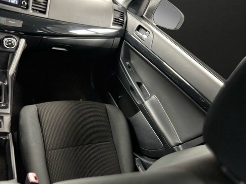 Used 2017 Mitsubishi Lancer ES FWD image 12