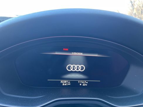 Used 2023 Audi S4 Premium Plus w/ Premium Plus Package image 2