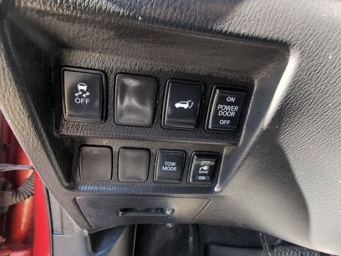 Used 2014 Nissan Pathfinder SL w/ SL Premium Package image 18