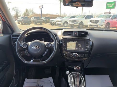Used 2018 Kia Soul ! w/ Tech Package image 14