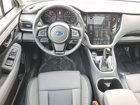 Certified 2025 Subaru Outback Onyx Edition image 13