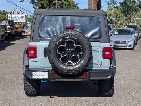 Used 2023 Jeep Wrangler Unlimited Rubicon 4xe AWD/4WD image 4
