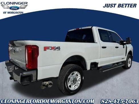New 2026 Ford F250 XLT w/ FX4 Off-Road Package AWD/4WD image 8