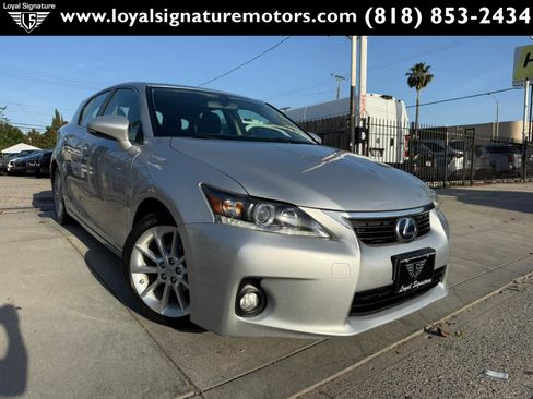 Used 2013 Lexus CT 200h FWD image 1