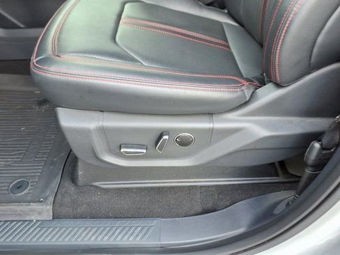 Used 2024 Ford Expedition Limited image 5