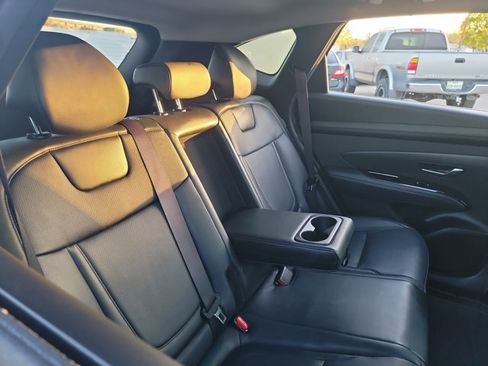 Used 2025 Hyundai Tucson Limited image 16