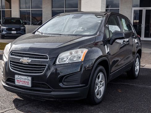 Used 2015 Chevrolet Trax LS image 1