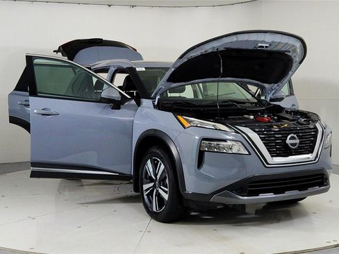 Certified 2023 Nissan Rogue SL image 9