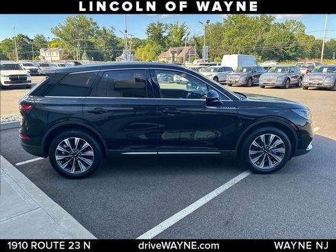 Certified 2021 Lincoln Corsair Reserve w/ Equipment Group 201A AWD/4WD image 9