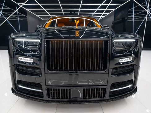Used 2025 Rolls-Royce Phantom Sedan RWD image 7