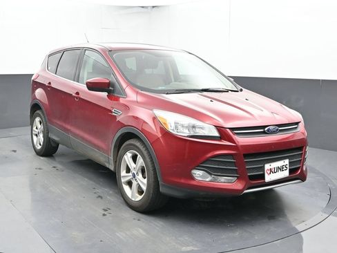 Used 2016 Ford Escape SE AWD/4WD image 6