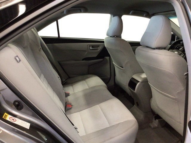 Used 2017 Toyota Camry LE FWD image 16
