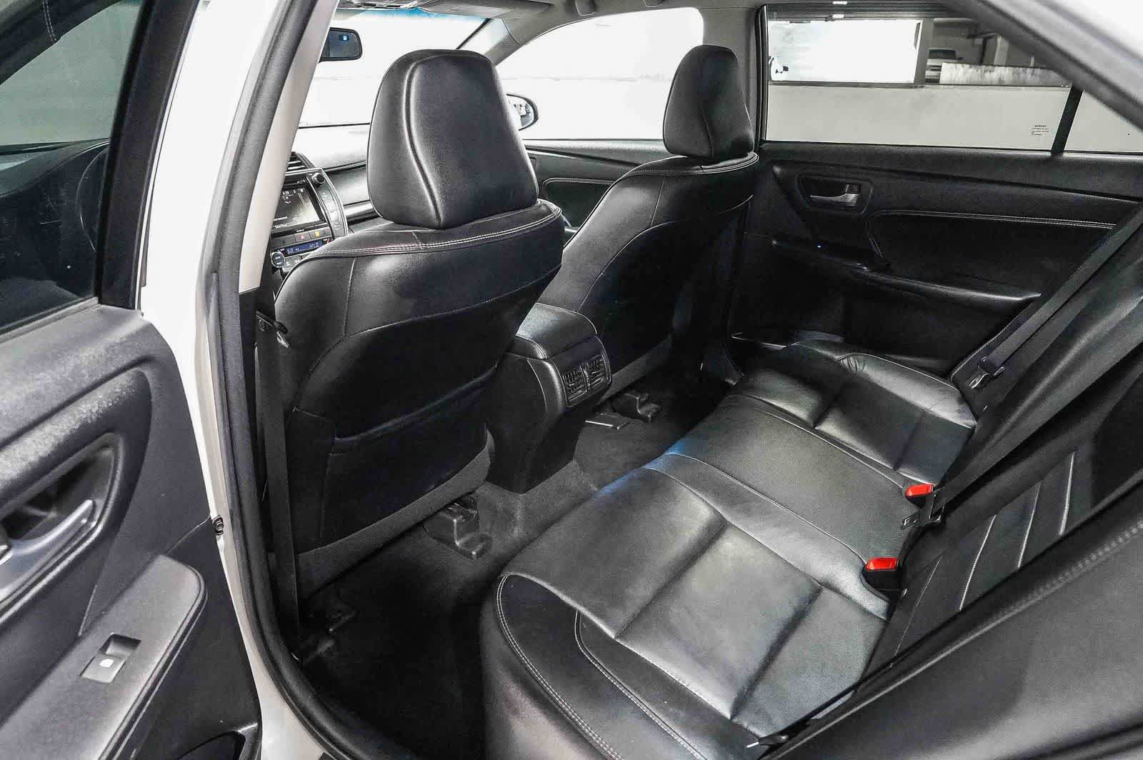 Certified 2016 Toyota Camry XLE w/ Advanced Technology Package FWD image 20