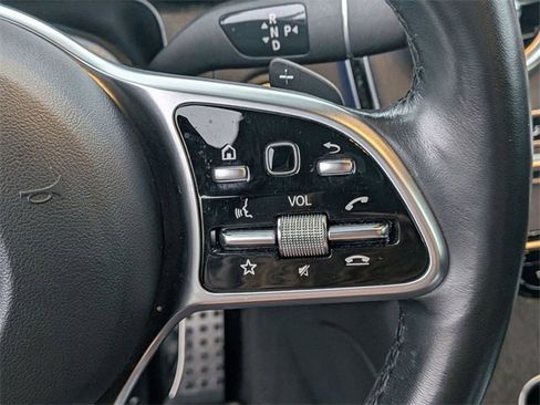 Used 2022 Mercedes-Benz GLC 300 4MATIC image 20