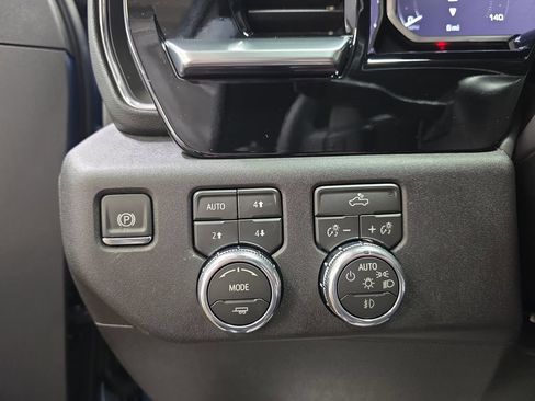 New 2026 GMC Sierra 1500 Elevation AWD/4WD image 26