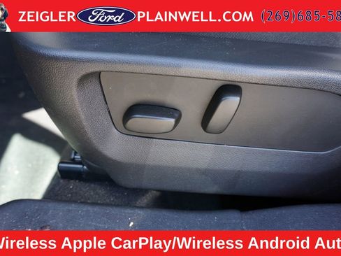 Used 2023 Buick Envision Avenir AWD/4WD image 19