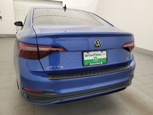 Used 2023 Volkswagen Jetta SE FWD image 5