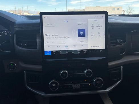 Used 2023 Ford Expedition Max Limited image 34