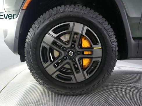 Used 2023 Rivian R1S Adventure Quad AWD/4WD image 19