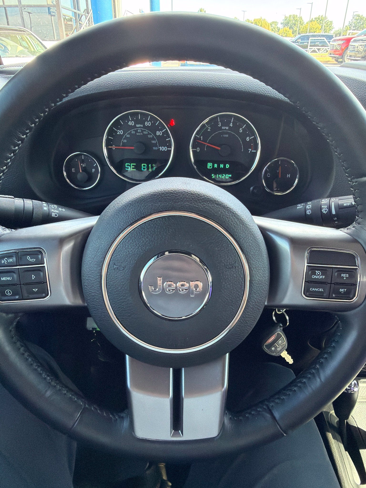 Used 2018 Jeep Wrangler Unlimited Sahara AWD/4WD image 7