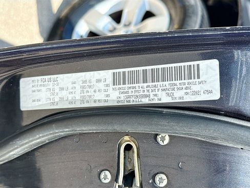 Used 2019 RAM 1500 Express image 35