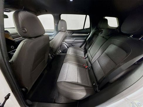 New 2026 GMC Terrain Elevation image 18