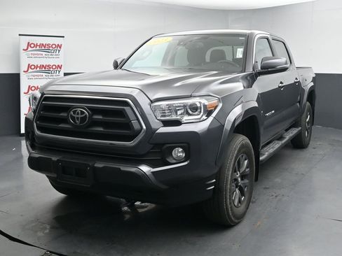 Used 2023 Toyota Tacoma SR5 AWD/4WD image 4