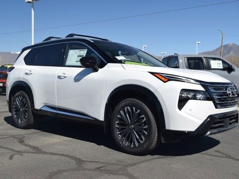 New 2026 Nissan Rogue Platinum image 9