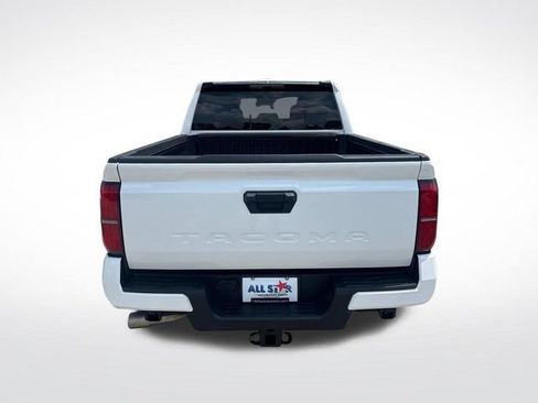 Used 2025 Toyota Tacoma SR5 RWD image 10