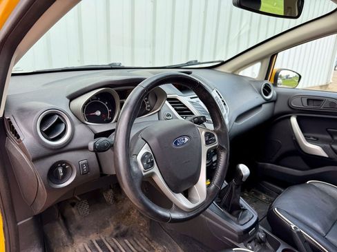 Used 2011 Ford Fiesta SES w/ 301A Rapid Spec Order Code FWD image 10