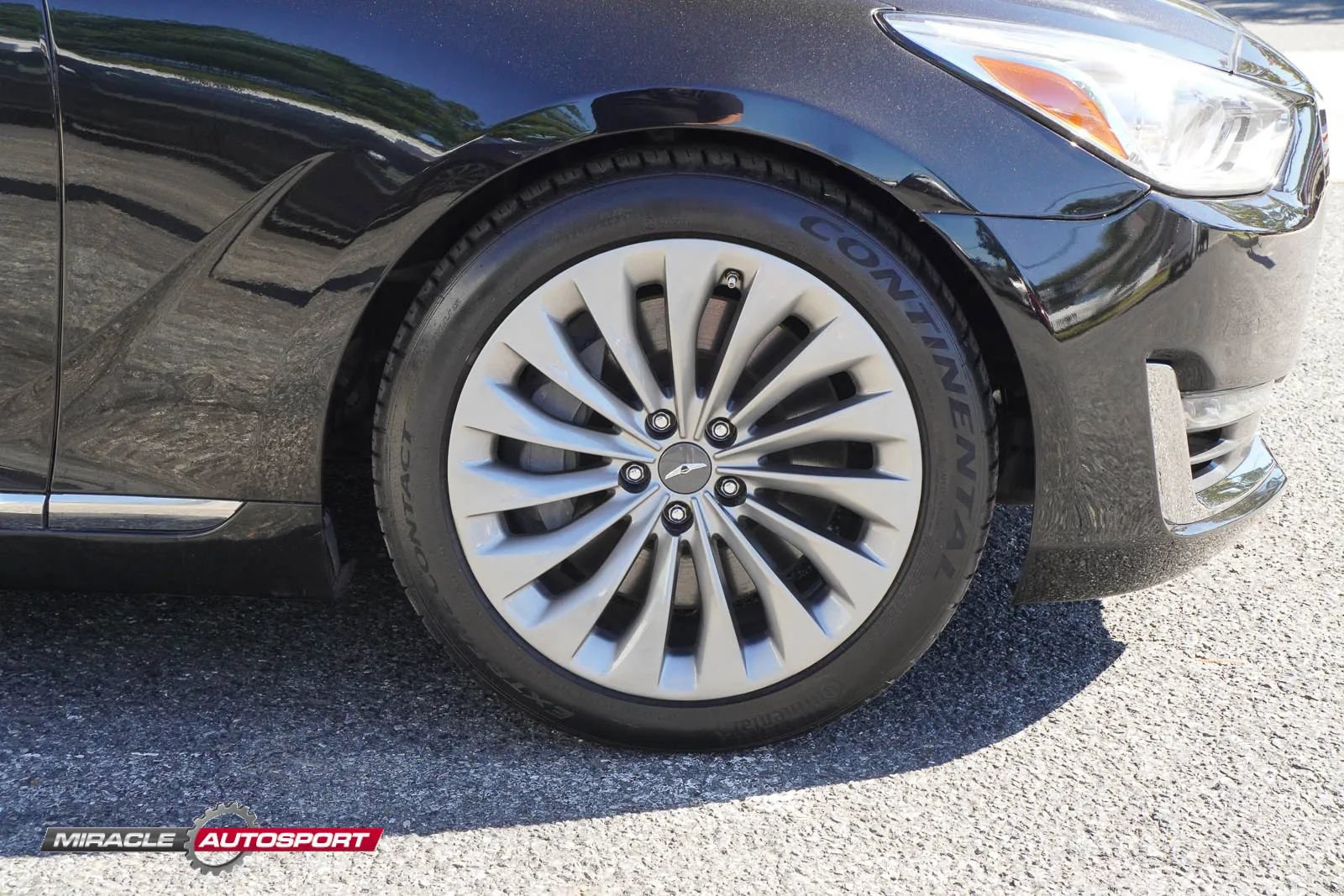Used 2019 Genesis G90 3.3T Premium AWD/4WD image 10
